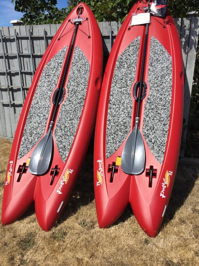 Maxwelton Beach Sunsets! Kayaks & Paddleboards! 1 Min Walk To The Water! Clinton Kültér fotó