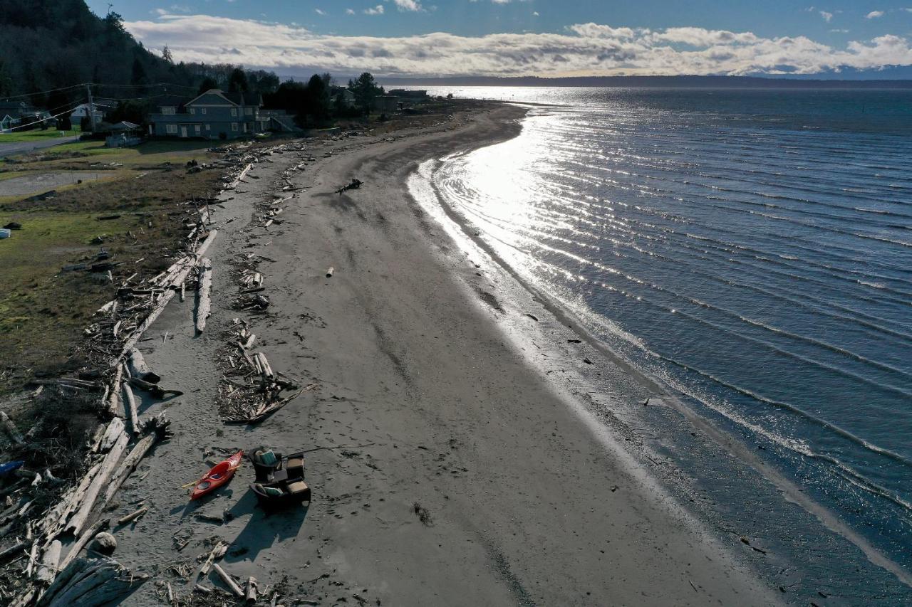 Maxwelton Beach Sunsets! Kayaks & Paddleboards! 1 Min Walk To The Water! Clinton Kültér fotó