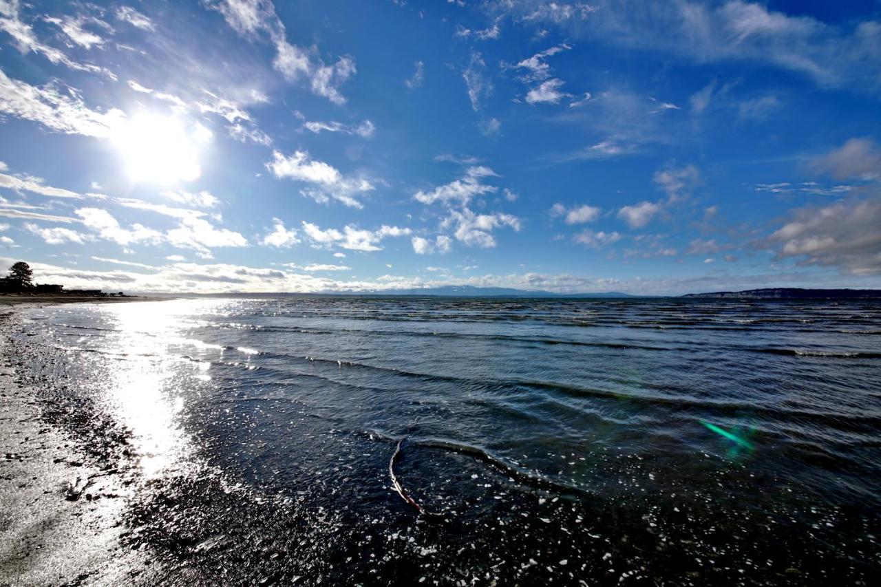 Maxwelton Beach Sunsets! Kayaks & Paddleboards! 1 Min Walk To The Water! Clinton Kültér fotó
